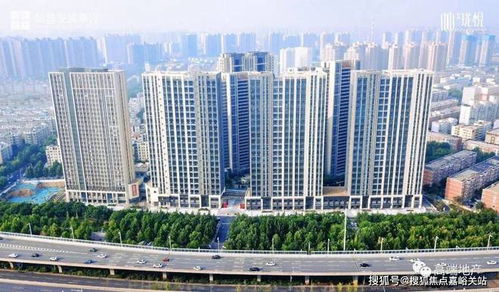 鄭州惠濟(jì)區(qū)和昌瓏悅 官方網(wǎng)站 售樓處電話(huà) 和昌瓏悅 房?jī)r(jià) 戶(hù)型